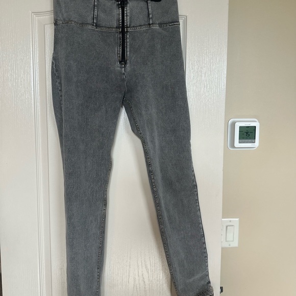 Freddy’s - Picture 2 of 3